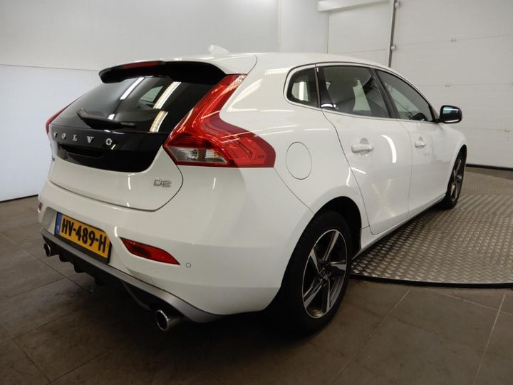 VOLVO V40 2015 yv1mv7431g2322230