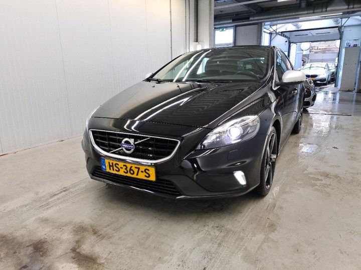 VOLVO V40 2015 yv1mv7431g2322712