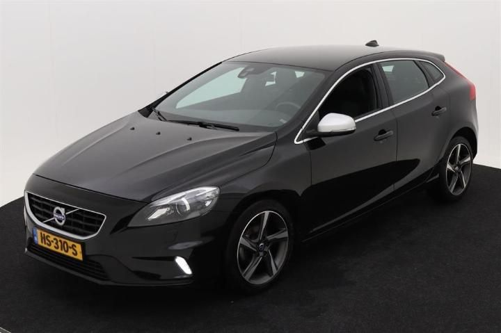 VOLVO V40 2015 yv1mv7431g2323348