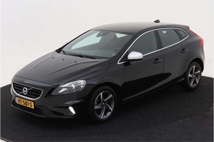 VOLVO V40 2015 yv1mv7431g2323464