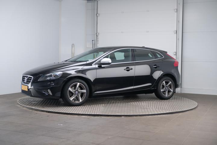 VOLVO V40 2015 yv1mv7431g2323633