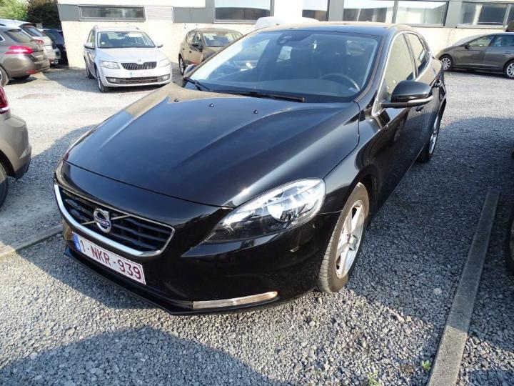 VOLVO V40 2016 yv1mv7431g2325935