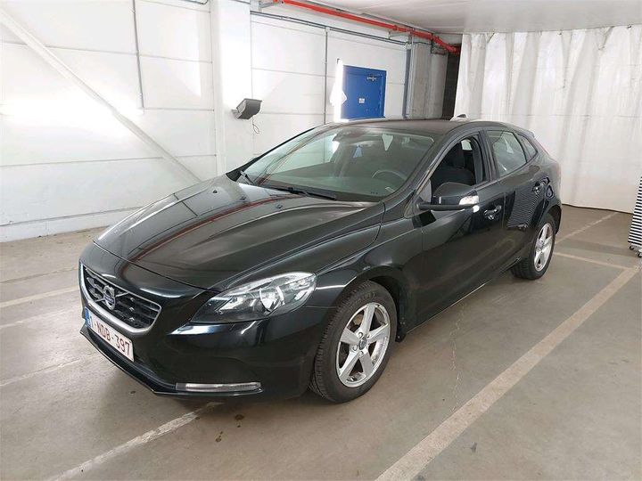 VOLVO V40 2016 yv1mv7431g2326426