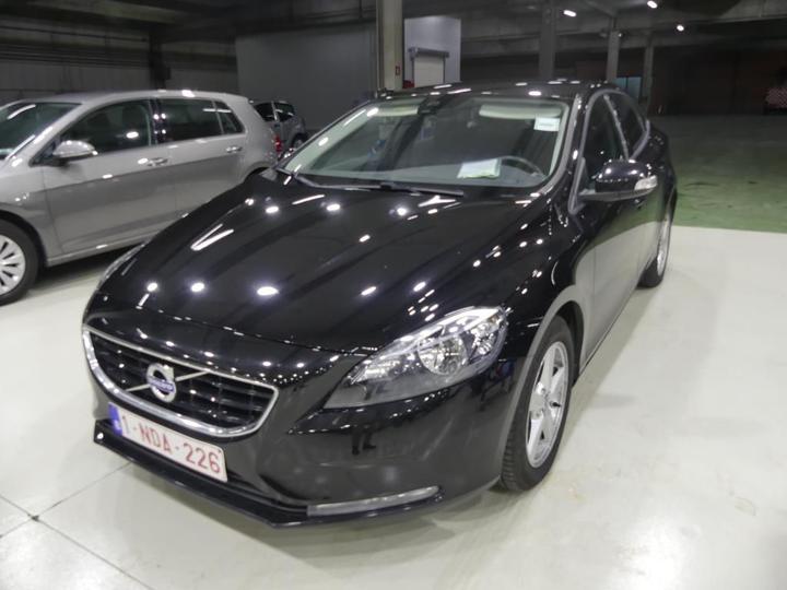 VOLVO V40 2016 yv1mv7431g2326702