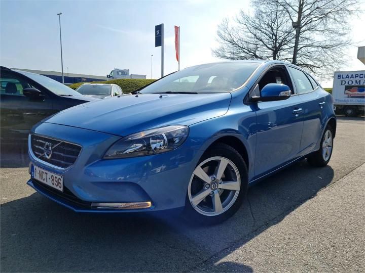 VOLVO V40 2016 yv1mv7431g2326705