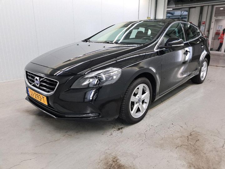 VOLVO V40 2016 yv1mv7431g2334208