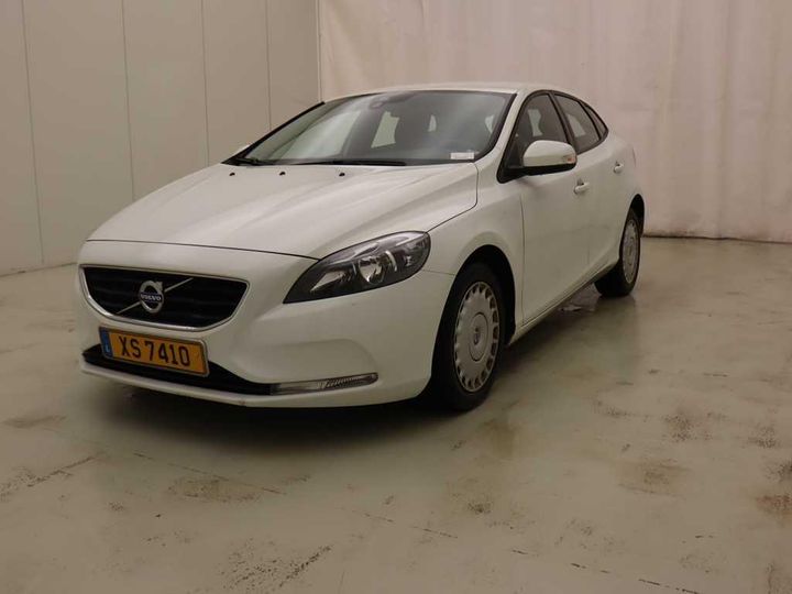 VOLVO V40 2016 yv1mv7431g2338285