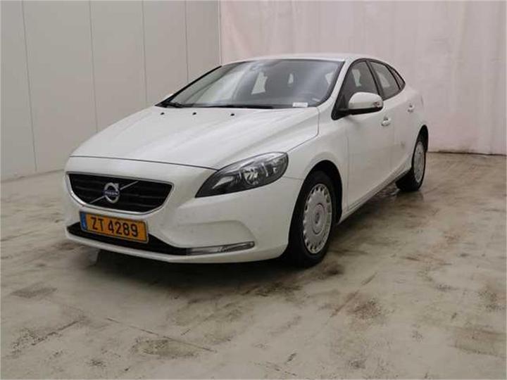 VOLVO V40 2016 yv1mv7431g2338552