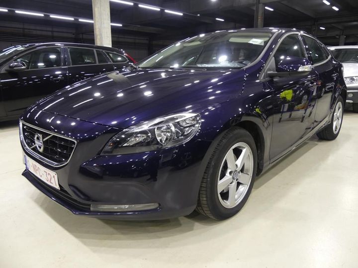 VOLVO V40 2016 yv1mv7431g2340992