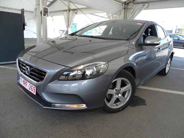 VOLVO V40 2016 yv1mv7431g2342614