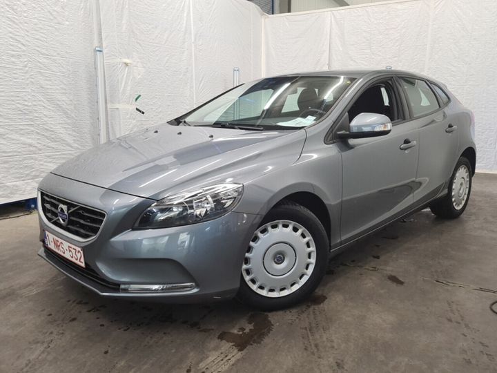 VOLVO V40 2016 yv1mv7431g2343323