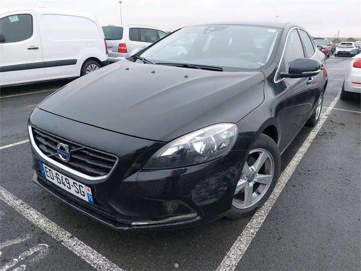 VOLVO V40 2016 yv1mv7431g2344044