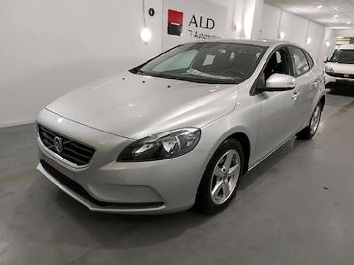 VOLVO V40 DIESEL - 2016 2016 yv1mv7431g2346822