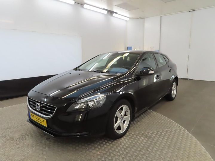 VOLVO V40 2016 yv1mv7431g2346988