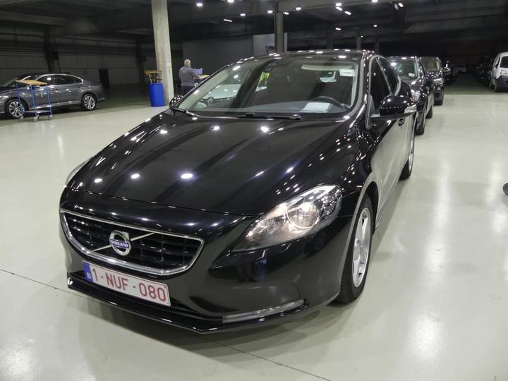 VOLVO V40 2016 yv1mv7431g2347068