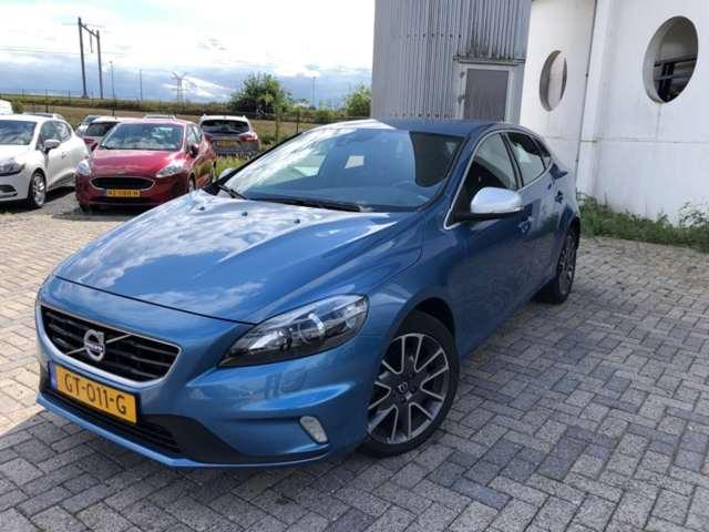 VOLVO V40 2015 yv1mv7431gz292620