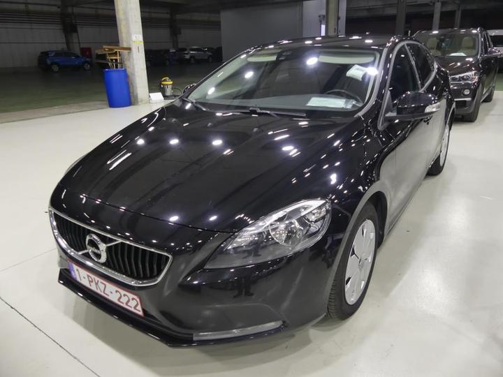 VOLVO V40 2016 yv1mv7431h2360924