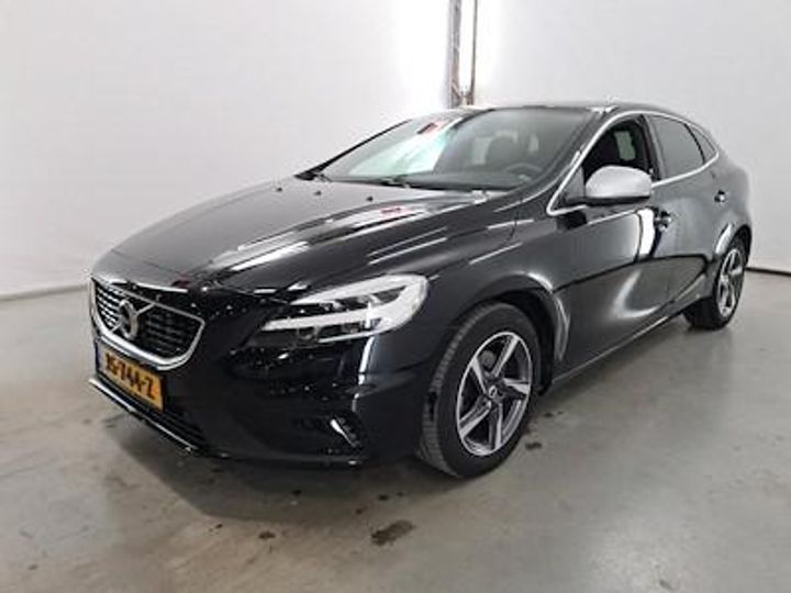 VOLVO V40 2016 yv1mv7431h2361912