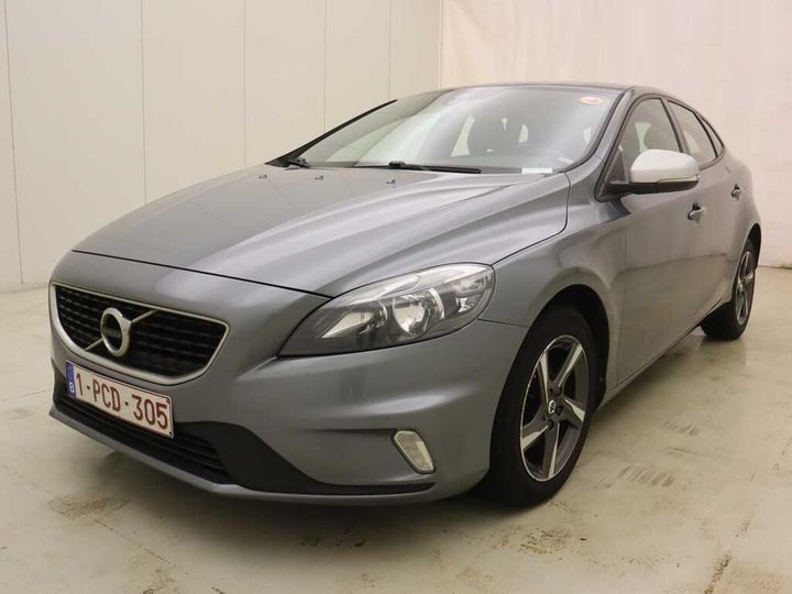 VOLVO V40 2016 yv1mv7431h2362137