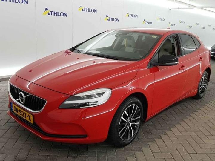 VOLVO V40 2016 yv1mv7431h2362394