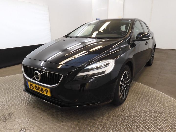 VOLVO V40 2016 yv1mv7431h2364025