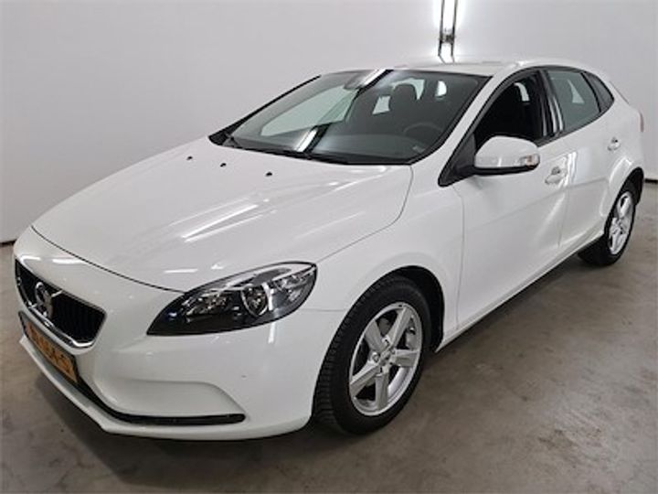 VOLVO V40 2016 yv1mv7431h2364239