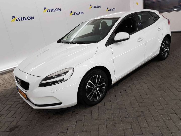 VOLVO V40 2016 yv1mv7431h2364387