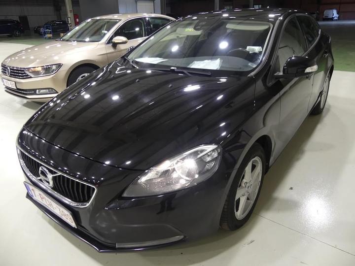 VOLVO V40 2016 yv1mv7431h2366527