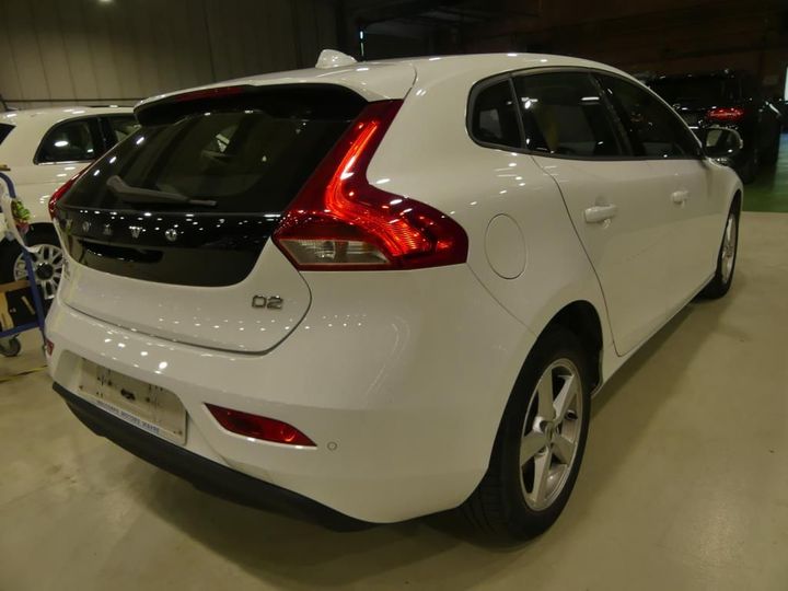 VOLVO V40 2016 yv1mv7431h2367121