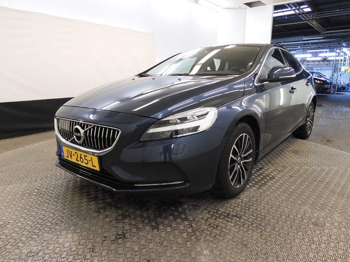 VOLVO V40 2016 yv1mv7431h2367642