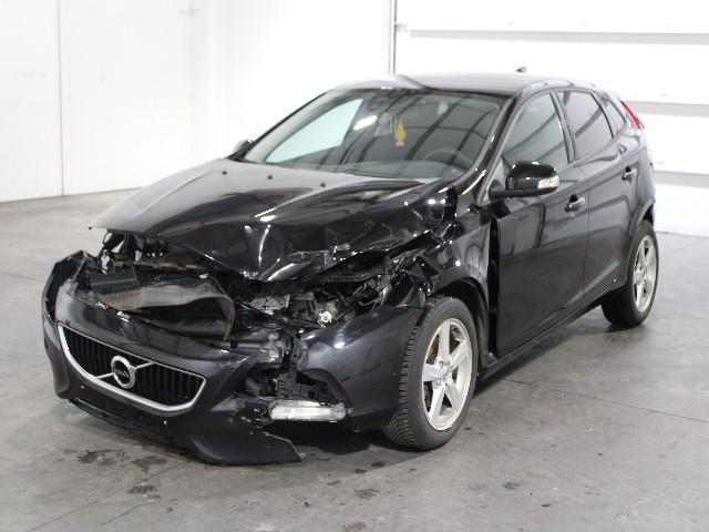 VOLVO V40 HATCHBACK 2016 yv1mv7431h2368802