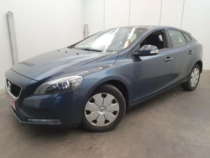 VOLVO V40 2016 yv1mv7431h2377314