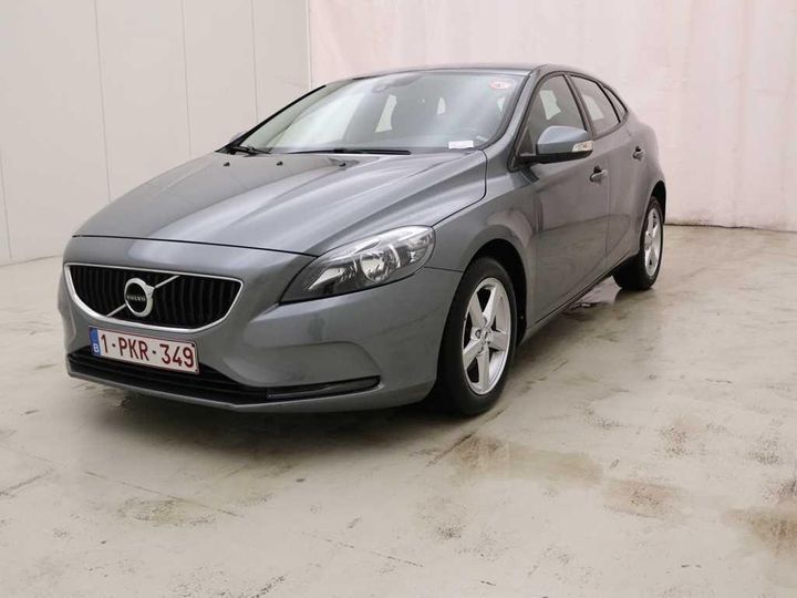 VOLVO V40 2016 yv1mv7431h2378468