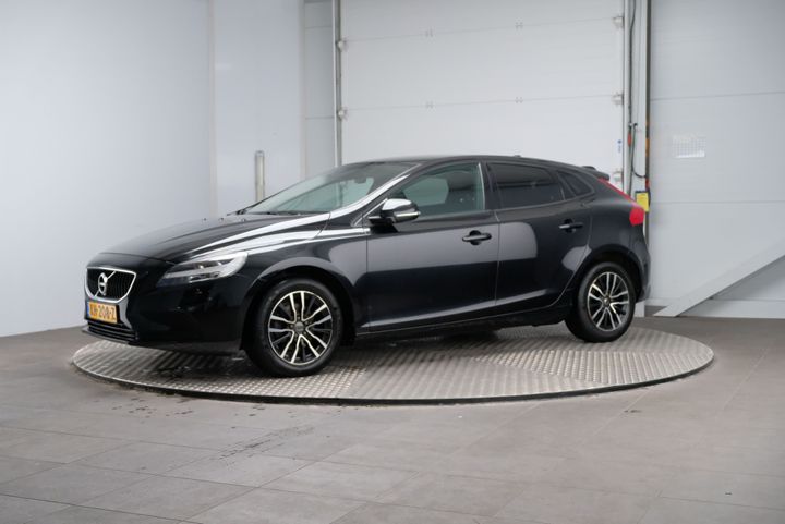 VOLVO V40 2016 yv1mv7431h2379500