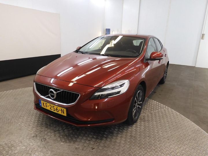 VOLVO V40 2016 yv1mv7431h2379551