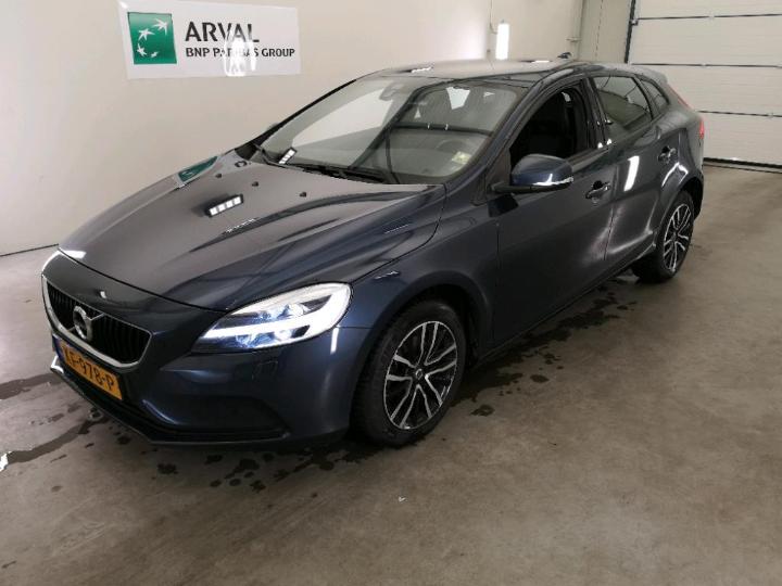 VOLVO V40 2016 yv1mv7431h2379817