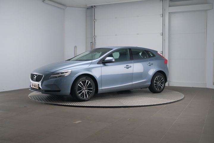 VOLVO V40 2016 yv1mv7431h2381398