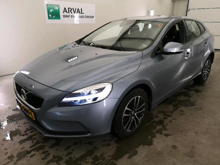 VOLVO V40 2016 yv1mv7431h2382912