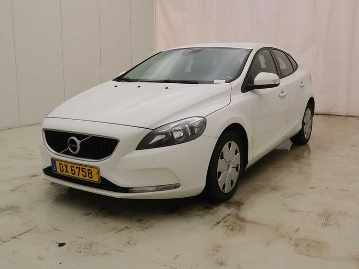 VOLVO V40 2016 yv1mv7431h2383050