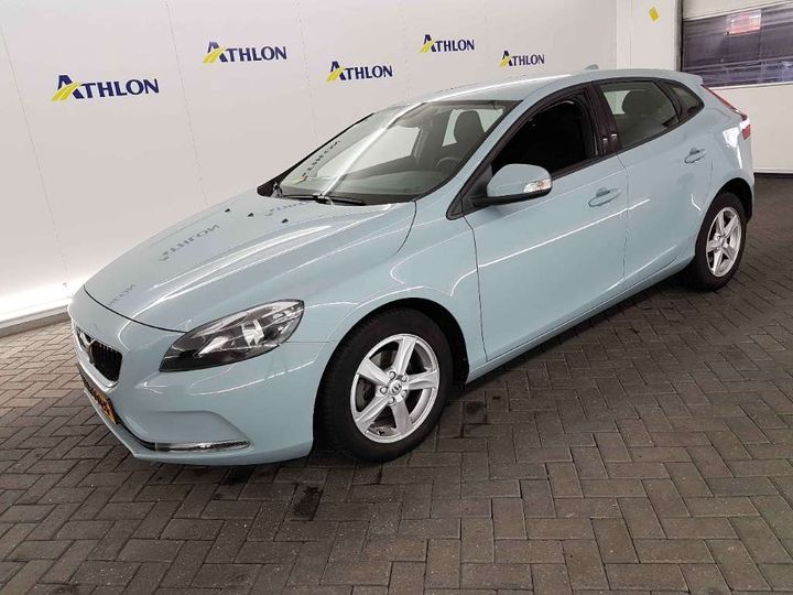 VOLVO V40 2016 yv1mv7431h2384940