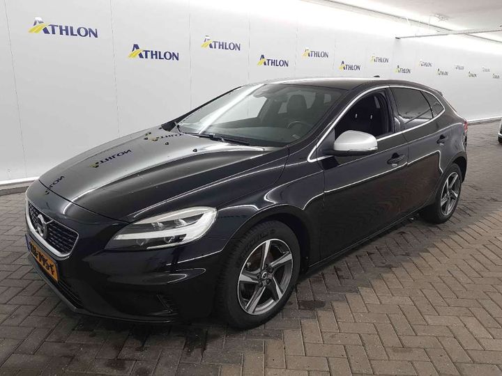 VOLVO V40 2016 yv1mv7431h2385253