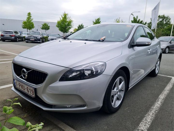 VOLVO V40 2016 yv1mv7431h2386329