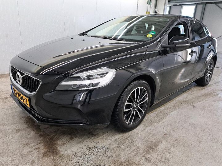 VOLVO V40 2016 yv1mv7431h2390385