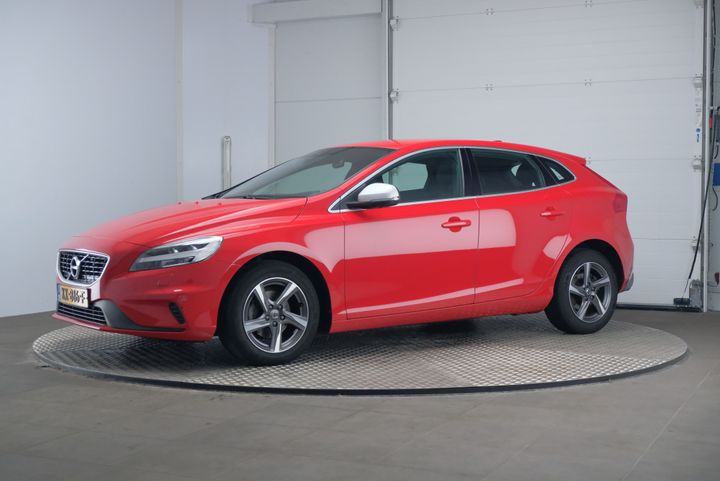 VOLVO V40 2016 yv1mv7431h2390537