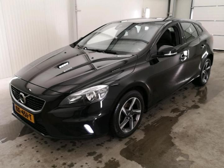 VOLVO V40 2016 yv1mv7431h2390868