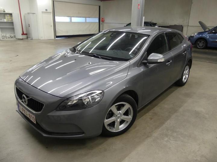 VOLVO V40 2016 yv1mv7431h2392259