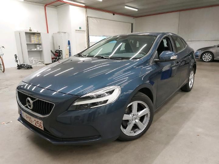 VOLVO V40 2016 yv1mv7431h2392374