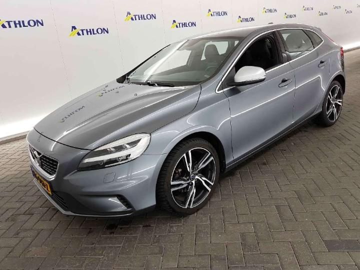 VOLVO V40 2016 yv1mv7431h2392459