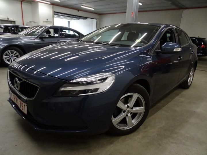 VOLVO V40 2016 yv1mv7431h2392490