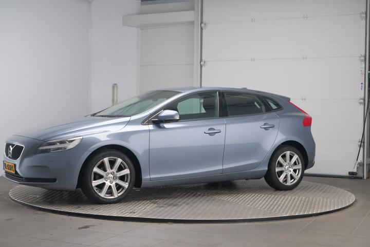 VOLVO V40 2016 yv1mv7431h2394124